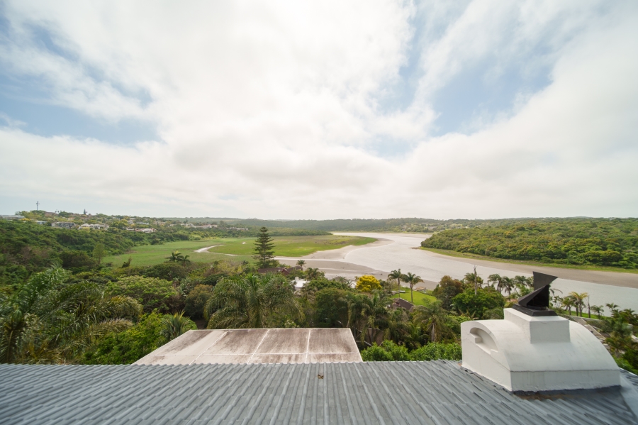 4 Bedroom Property for Sale in Bonza Bay Eastern Cape